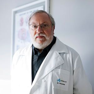Dr Javier Aizpiri