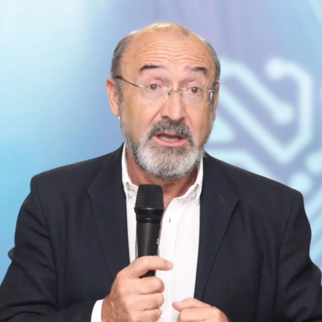 Juan Rodríguez Abellán Psicólogo clínico. Especialista en Comunicación, Estrés y Trauma. Docente en el Máster en PNIE Xevi Verdaguer